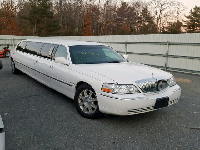 1L1FM88W76Y626660 - 2006 LINCOLN TOWN CAR E WHITE photo 1