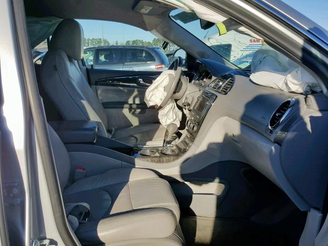 5GAKRBKD8EJ102403 - 2014 BUICK ENCLAVE SILVER photo 5