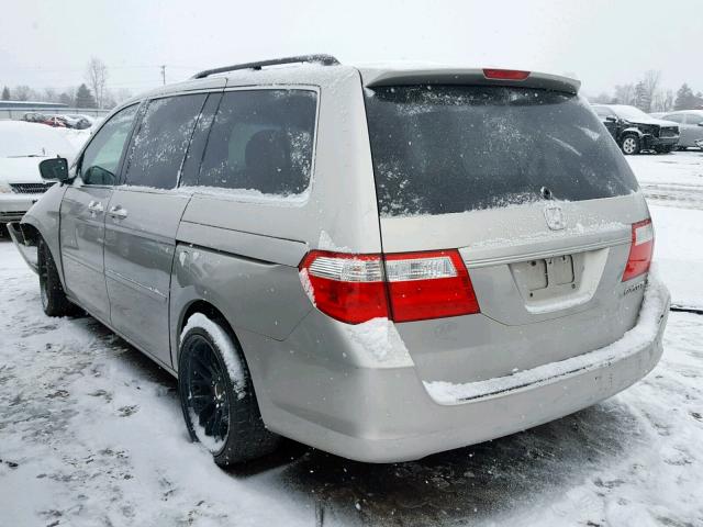 5FNRL38726B460644 - 2006 HONDA ODYSSEY EX SILVER photo 3