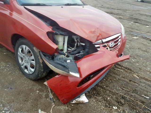 KMHDU4AD2AU842570 - 2010 HYUNDAI ELANTRA RED photo 9