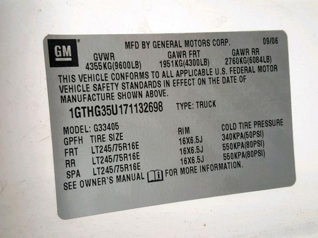 1GTHG35U171132698 - 2007 GMC SAVANA G35 WHITE photo 10