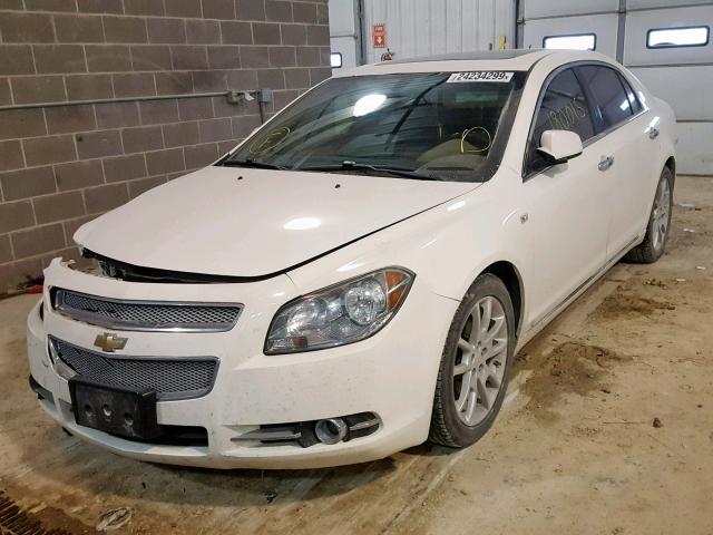 1G1ZK577284294807 - 2008 CHEVROLET MALIBU LTZ WHITE photo 2