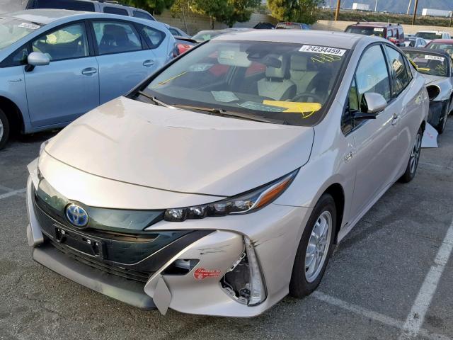 JTDKARFP9H3032650 - 2017 TOYOTA PRIUS PRIM 灰色 照片 2