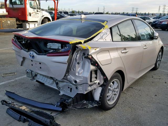 JTDKARFP9H3032650 - 2017 TOYOTA PRIUS PRIM 灰色 照片 4