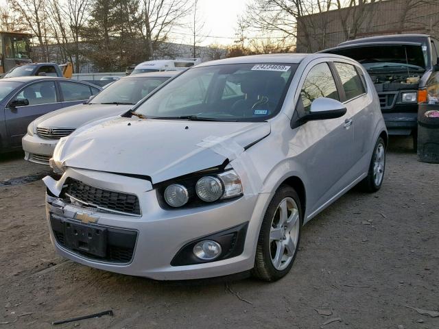 1G1JE6SB5E4213123 - 2014 CHEVROLET SONIC LTZ SILVER photo 2