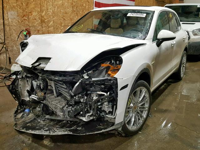 WP1AE2A20GLA63317 - 2016 PORSCHE CAYENNE SE WHITE photo 2