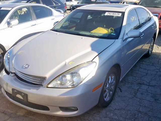 JTHBA30GX40017638 - 2004 LEXUS ES 330 SILVER photo 2