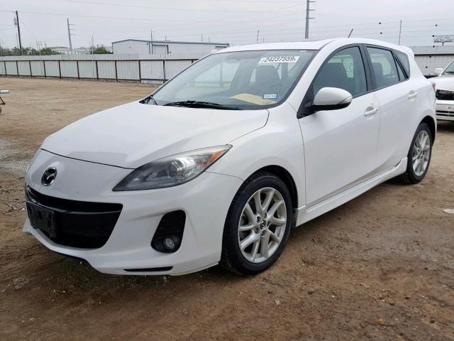 JM1BL1M94D1771186 - 2013 MAZDA 3 S WHITE photo 2