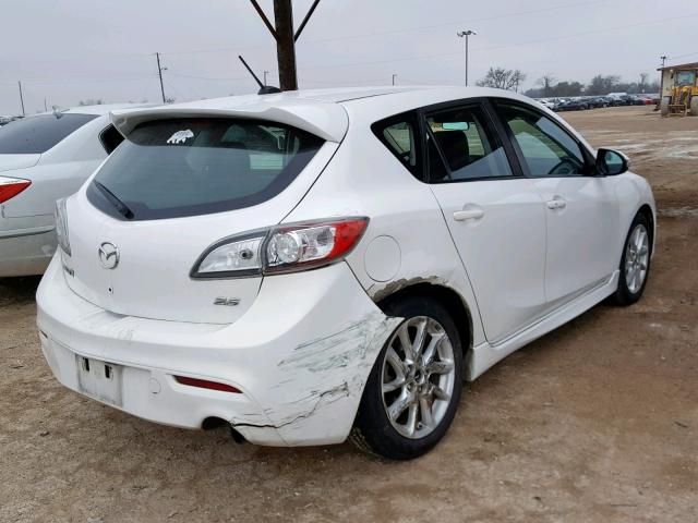 JM1BL1M94D1771186 - 2013 MAZDA 3 S WHITE photo 4