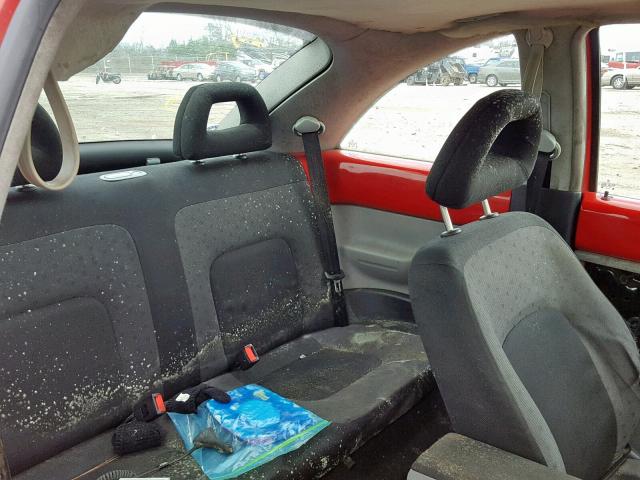 3VWCA21C9YM494640 - 2000 VOLKSWAGEN NEW BEETLE წითელი ფოტო 6