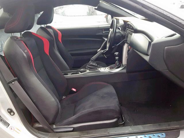 JF1ZNAA16D1719278 - 2013 TOYOTA SCION FR-S SILVER photo 5