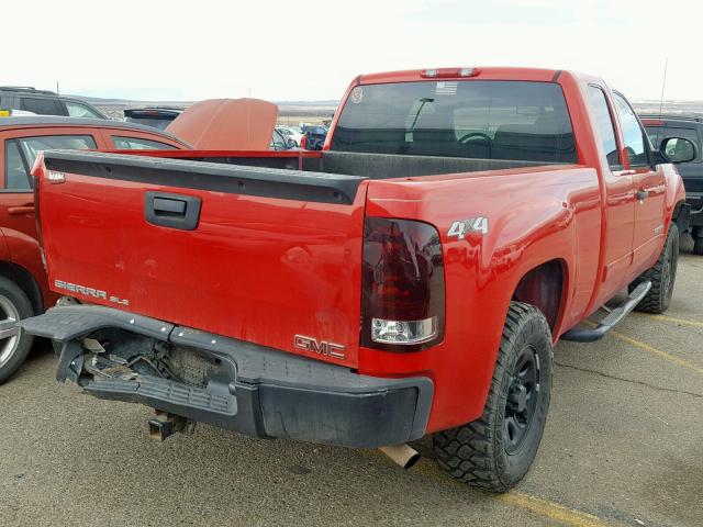 1GTEK19J17Z584402 - 2007 GMC NEW SIERRA RED photo 4