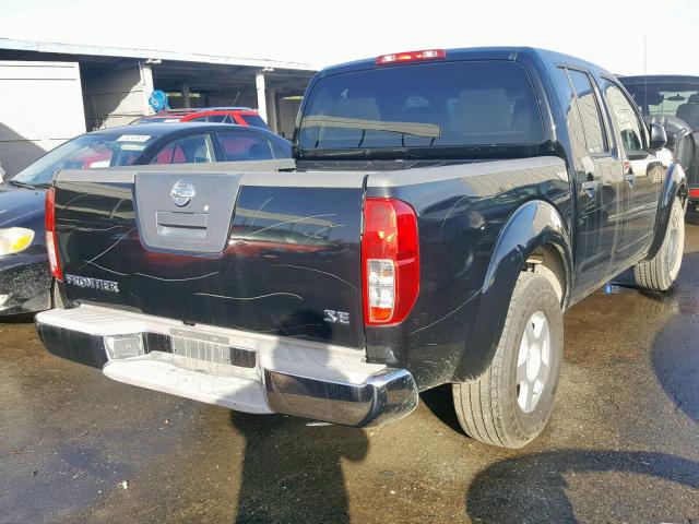 1N6AD07U28C414051 - 2008 NISSAN FRONTIER C BLACK photo 4