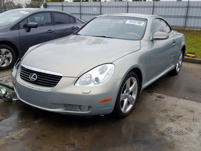 JTHFN48Y920008306 - 2002 LEXUS SC 430 SILVER photo 2