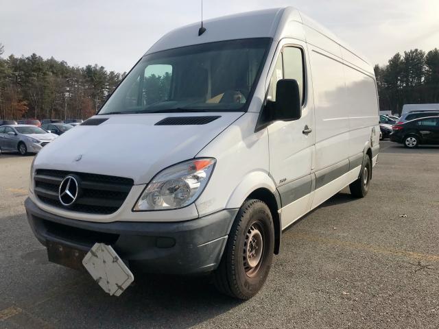 WD3PE8CB3B5605349 - 2011 MERCEDES-BENZ SPRINTER 2 WHITE photo 1