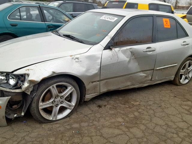 JTHBD192020061129 - 2002 LEXUS IS 300 SILVER photo 9