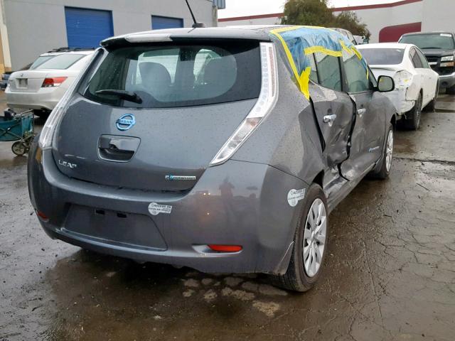 1N4BZ0CP4HC308117 - 2017 NISSAN LEAF S GRAY photo 4