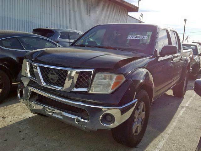 1N6AD07U17C446391 - 2007 NISSAN FRONTIER C BLACK photo 2