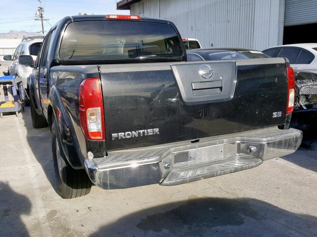 1N6AD07U17C446391 - 2007 NISSAN FRONTIER C BLACK photo 3