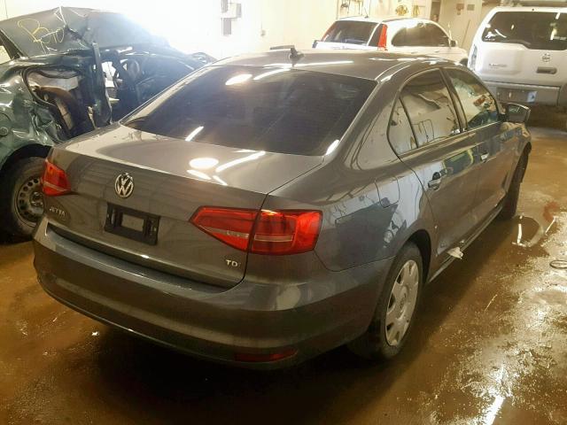 3VWLA7AJ8FM423650 - 2015 VOLKSWAGEN JETTA TDI 灰色 照片 4