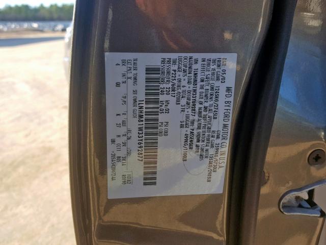 1LNHM81W33Y692877 - 2003 LINCOLN TOWN CAR E GRAY photo 10