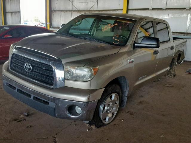 5TFDV54138X045102 - 2008 TOYOTA TUNDRA CRE BEIGE photo 2