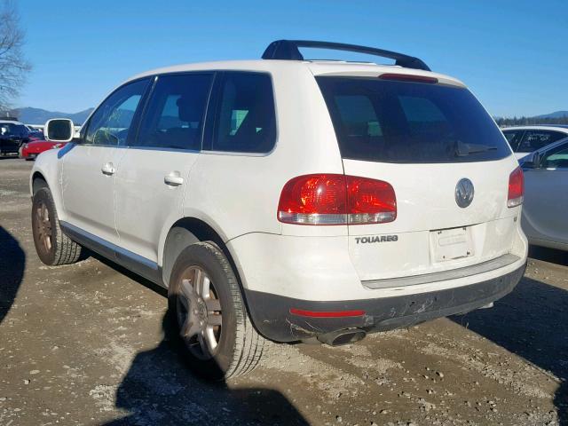 WVGCM67L04D031361 - 2004 VOLKSWAGEN TOUAREG 4. WHITE photo 3