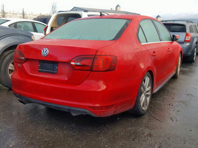 3VW4A7AJXCM100586 - 2012 VOLKSWAGEN JETTA GLI RED photo 4