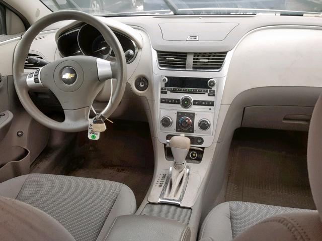 1G1ZB5EB4AF141203 - 2010 CHEVROLET MALIBU LS SILVER photo 9