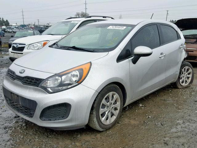 KNADM5A31E6405314 - 2014 KIA RIO LX SILVER photo 2