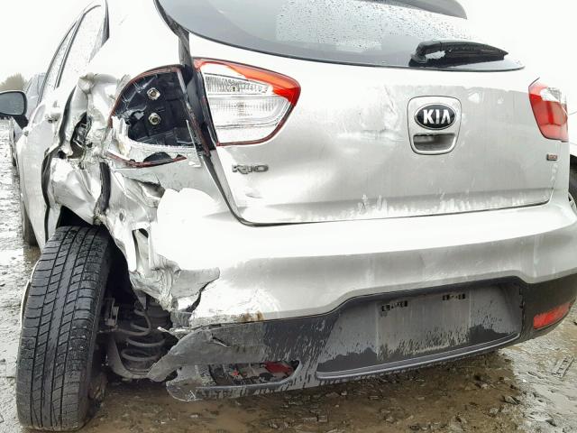 KNADM5A31E6405314 - 2014 KIA RIO LX SILVER photo 9