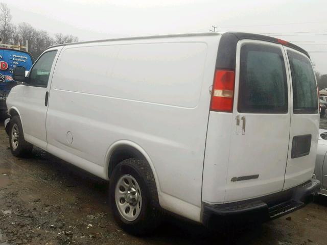 1GCSGAFX9C1109795 - 2012 CHEVROLET EXPRESS G1 WHITE photo 3