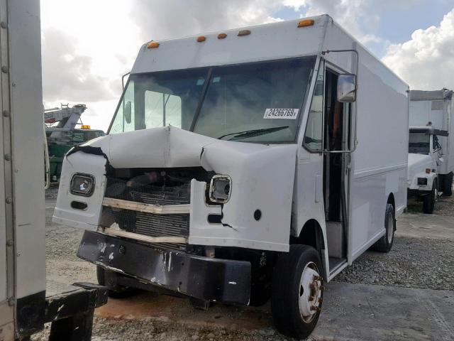 4UZA4FF40WC932191 - 1998 FREIGHTLINER CHASSIS M WHITE photo 9