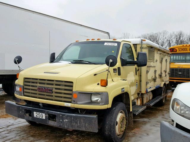 1GDJ5C1G39F403396 - 2009 GMC C5500 C5C0 YELLOW photo 2