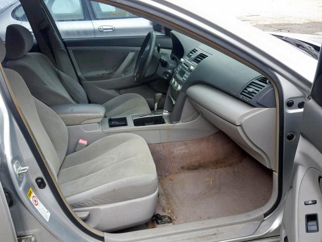 JTNBE46K373017096 - 2007 TOYOTA CAMRY NEW SILVER photo 5