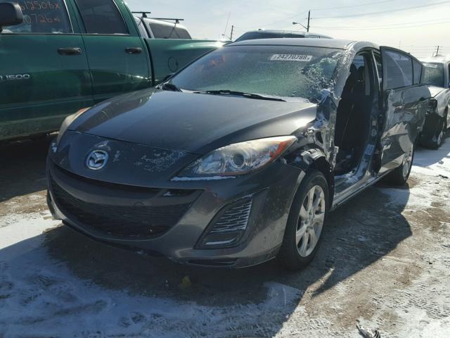 JM1BL1VF4B1402118 - 2011 MAZDA 3 I GRAY photo 2