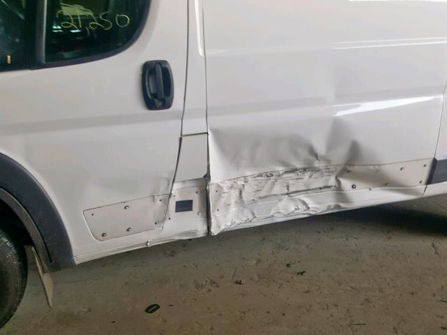 3C6TRVAG2JE122693 - 2018 RAM PROMASTER 白色 照片 9