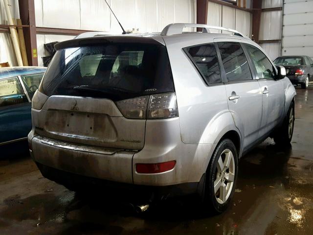 JA4MT41X48Z601134 - 2008 MITSUBISHI OUTLANDER SILVER photo 4