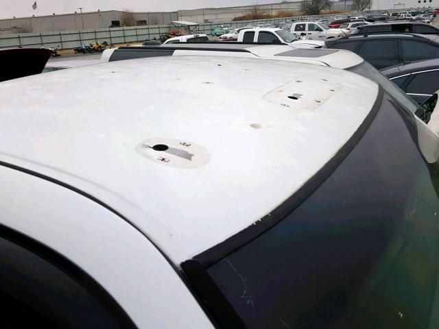 1GBJC34D96E276512 - 2006 CHEVROLET SILVERADO WHITE photo 10