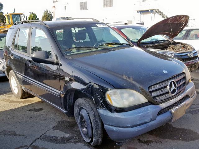 4JGAB54E5WA050165 - 1998 MERCEDES-BENZ ML 320 BLACK photo 1