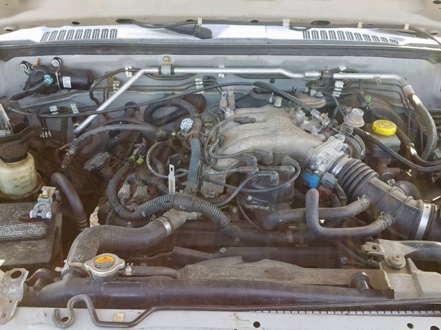 1N6ED27T74C456343 - 2004 NISSAN FRONTIER C SILVER photo 7