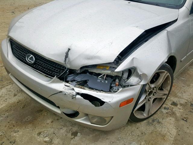 JTHBD192150098162 - 2005 LEXUS IS 300 SILVER photo 9