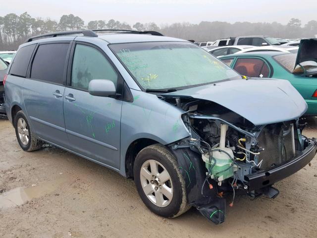 5TDZK22C17S090383 - 2007 TOYOTA SIENNA XLE BLUE photo 1