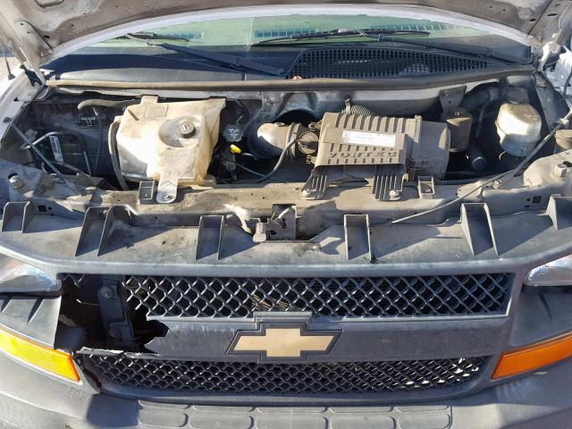 1GCFG15X471117103 - 2007 CHEVROLET EXPRESS G1 WHITE photo 7