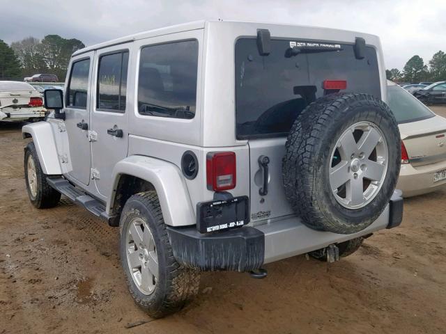 1J4BA5H10BL576747 - 2011 JEEP WRANGLER U SILVER photo 3