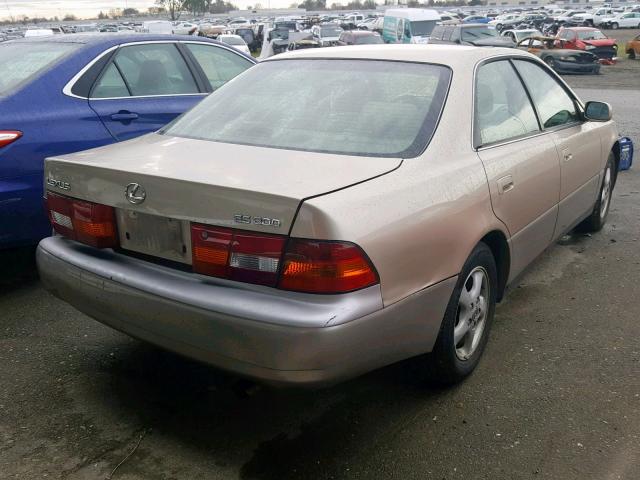 JT8BF28G0X0221398 - 1999 LEXUS ES 300 TAN photo 4