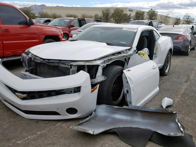 2G1FE1E3XC9207857 - 2012 CHEVROLET CAMARO LS WHITE photo 2