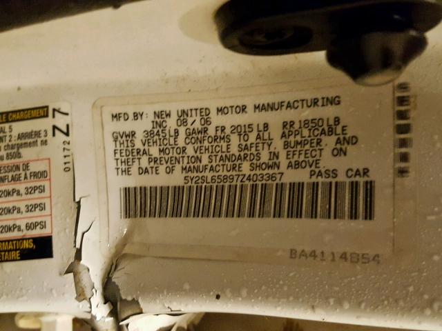 5Y2SL65897Z403367 - 2007 PONTIAC VIBE WHITE photo 10