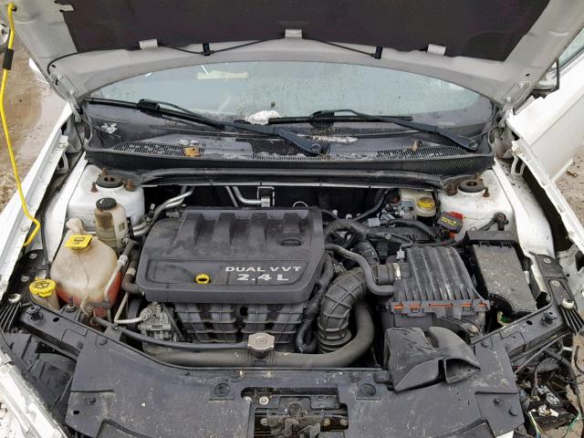 1C3BC1FB4BN547944 - 2011 CHRYSLER 200 TOURIN WHITE photo 7