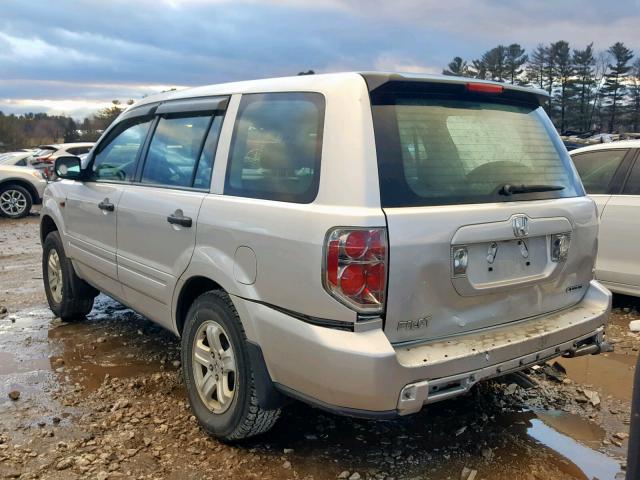 5FNYF18106B016360 - 2006 HONDA PILOT LX SILVER photo 3